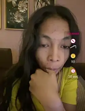 Lunevia 即時 XXX 聊天
