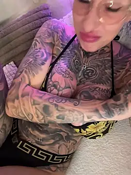 MeganWitch's Live XXX Chat