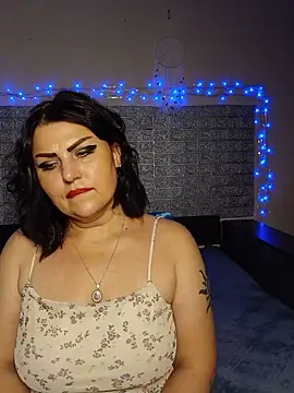 kataleya94 Adlı Modelin Canlı XXX Sohbeti