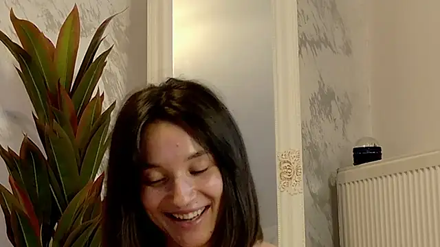tayakayan Chat XXX in diretta