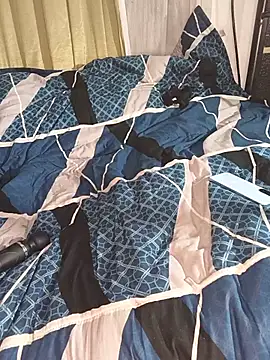 VirginPrincess06 élő XXX-chatje