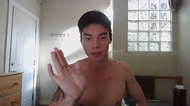Allen8707's Live XXX Chat