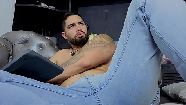 matteosantos Chat XXX in diretta