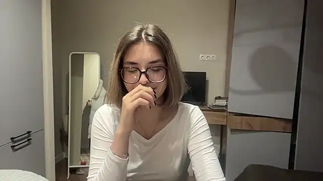 צ'אט XXX בשידור חי של AnnaVelvetFire