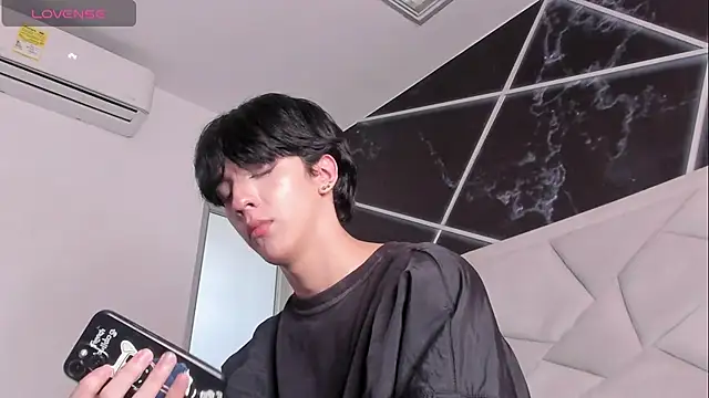 AerumChae Adlı Modelin Canlı XXX Sohbeti