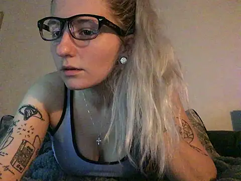xxamyleighxx Adlı Modelin Canlı XXX Sohbeti