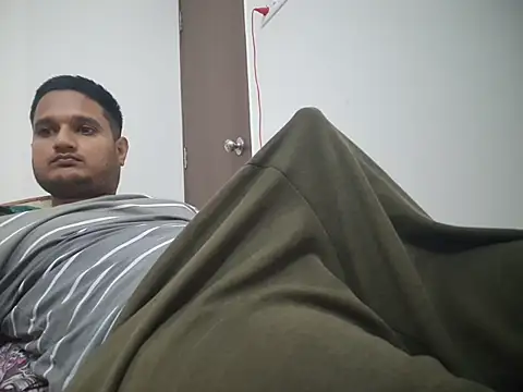 IM_NAUGHTY_JONのライブXXXチャット