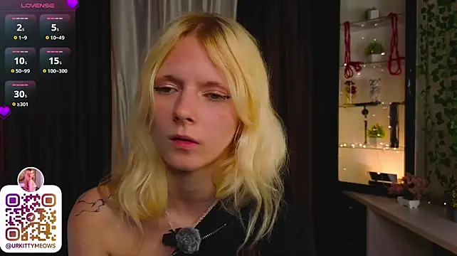 helly_hoff's Live XXX Chat