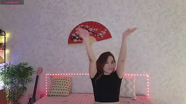 Chat XXX en directo de Liora_rei