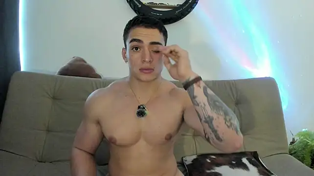 Živý XXX chat Enzo_Vega