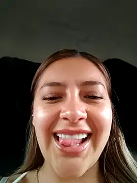 Chat +18 de alana_69 ao vivo