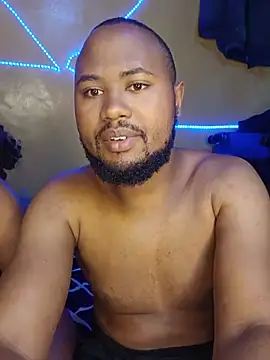 Slut_Me_Out_Couplesn Webbikameraesitys