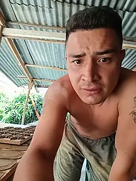 hotederのライブXXXチャット
