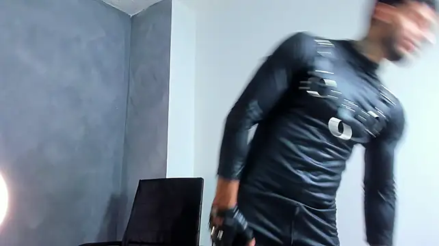 JuanBlade live XXX chat