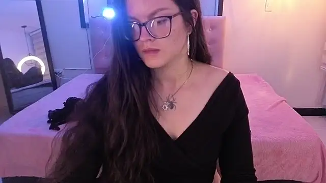 Sara_valderrama_ Live XXX-chat