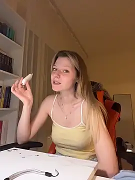MaryHiggins Live XXX-chat