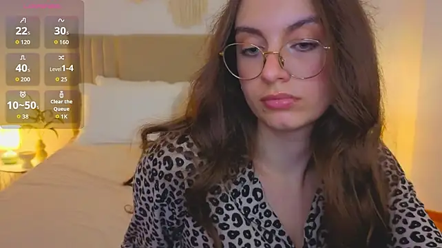 Онлайн чат XXX Real_cutie1