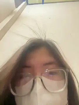 Chat +18 de HolaMia68 ao vivo
