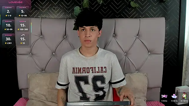 Živý XXX chat Axel__Evans