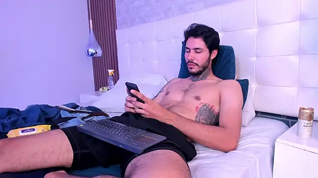 JacksonGreenn Live XXX Chat