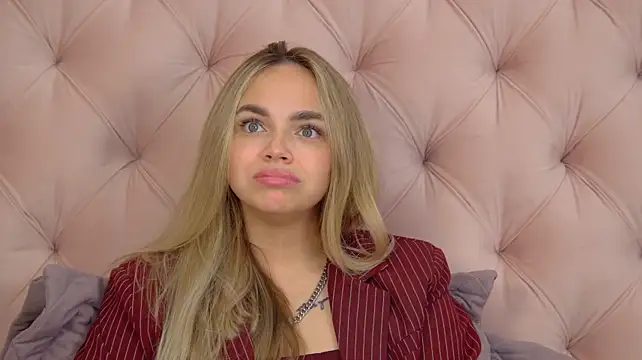 Chat +18 de AnitaVenture ao vivo