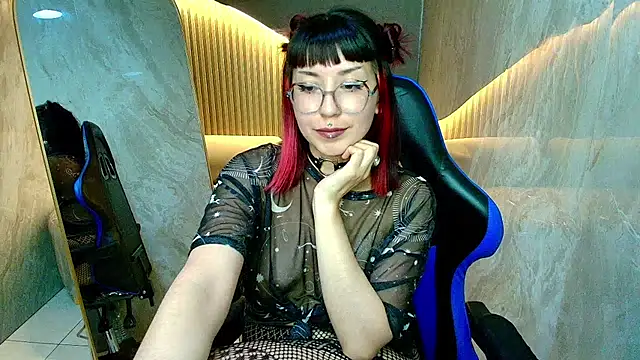 Chatroom XXX en direct de Ravenn_r
