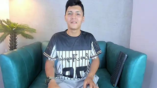Chat XXX ao vivo de Julian_Fiire