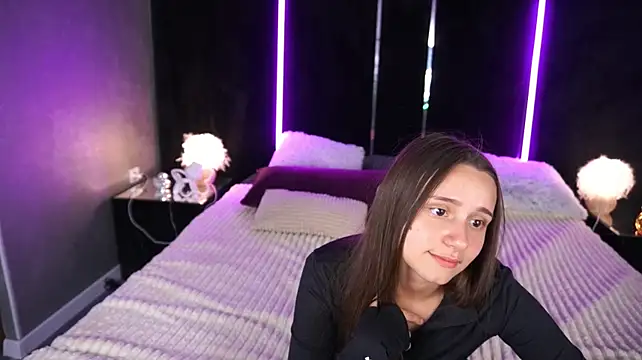 TinyNatalien Live XXX chat