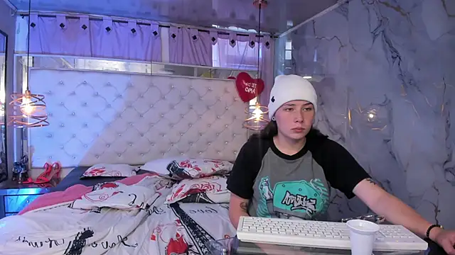 Tifanny-Val XXX чат на живо