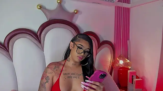 Czat XXX na żywo – Mia_Jansen