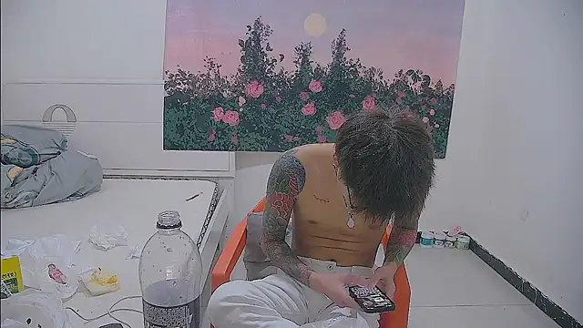 KK-cuteboy 即時 XXX 聊天