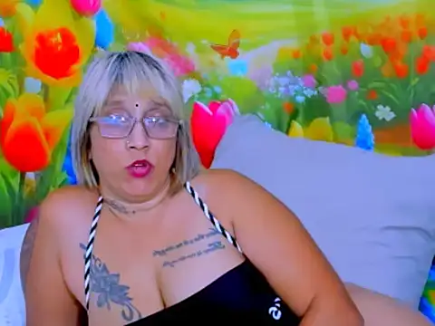Czat XXX na żywo – indianroxy