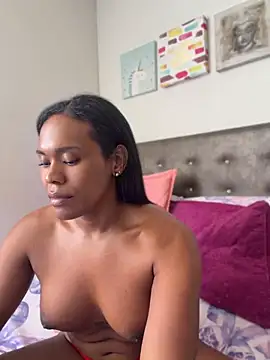 Ashleyroberst's Live XXX Chat