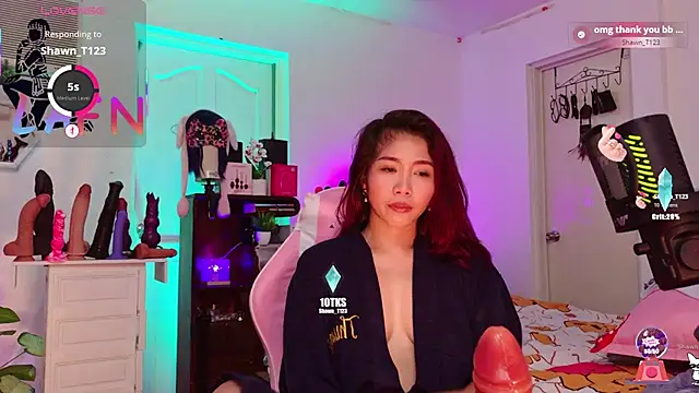 25sweetlilbunny Show in webcam