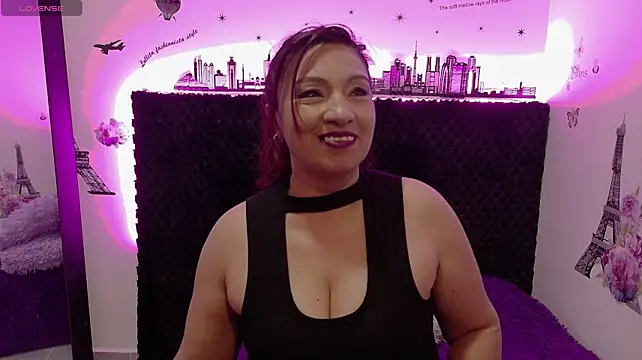 TatianaRoush's Live XXX Chat