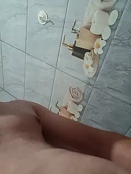 kokoz765's Webcam Show