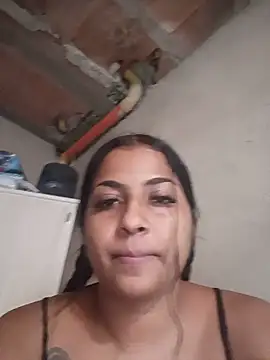 Giselabrunette25's Live XXX Chat