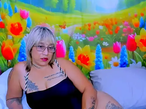 Chat XXX ao vivo de indianroxy