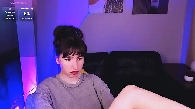 Lily_xBabe's Live XXX Chat