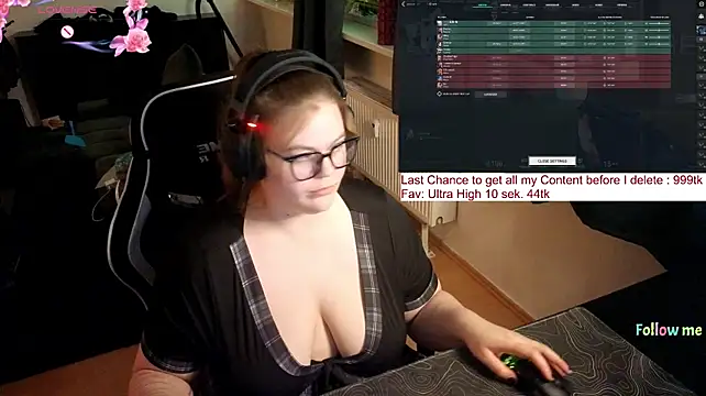 RealEve's Live XXX Chat