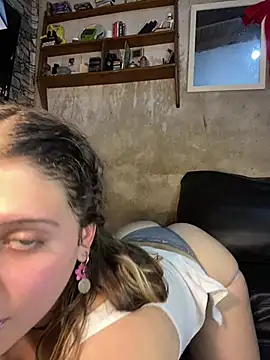 צ'אט XXX בשידור חי של FlorBich