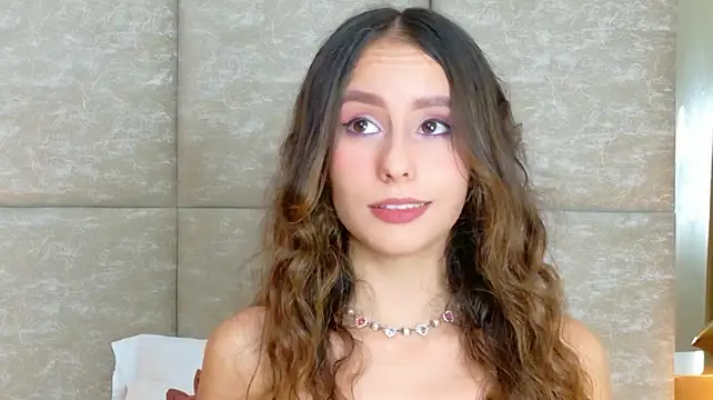 دردشة Sarah-Grace الجنسية المباشرة