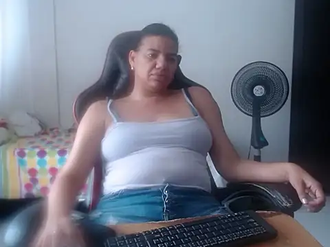 Chat XXX ao vivo de Adriana_0312