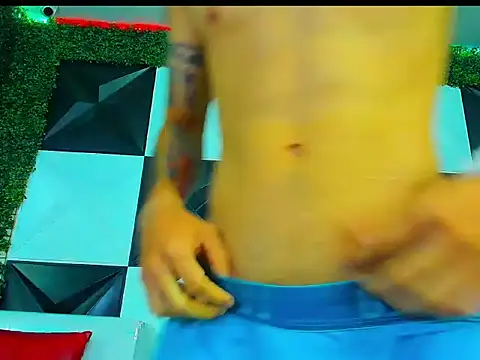 Chat +18 de Boy_tatto77 ao vivo