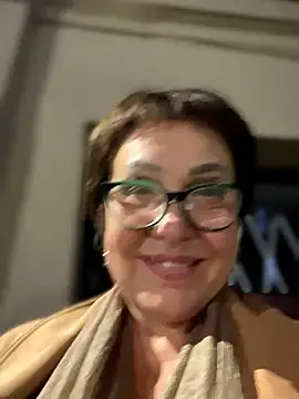 bettybutter_'s Live XXX Chat