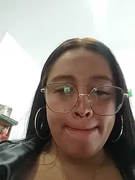 Mia_Risky-1 Live XXX-Chat