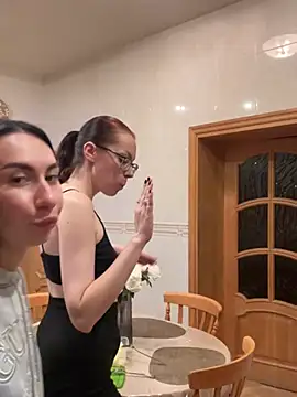 RussianGirls_ Chat XXX live