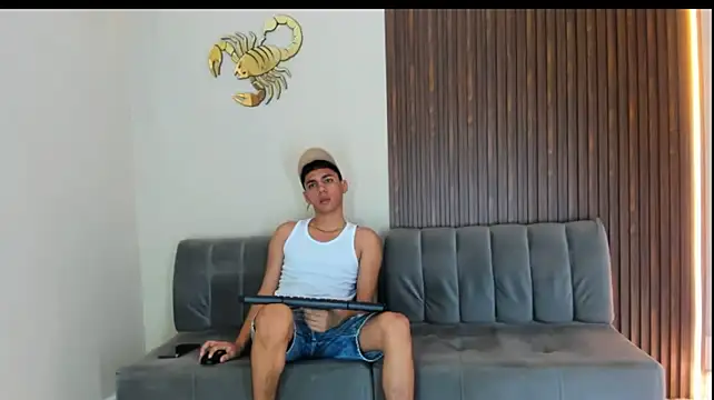 Chat XXX en directo de Charlie_Scorpion