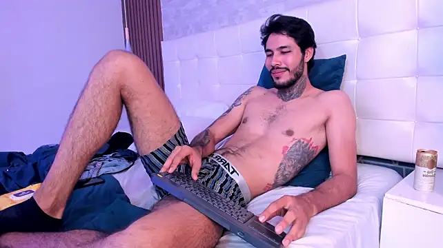 Chatroom XXX en direct de JacksonGreenn