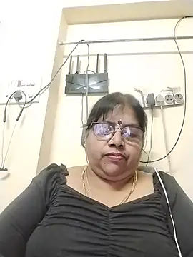 bigbum68n Live XXX chat